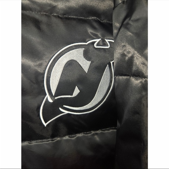 Starter Black Label New Jersey Devils Puffer Jacket Mens XL NHL Black NWT - Picture 3 of 9